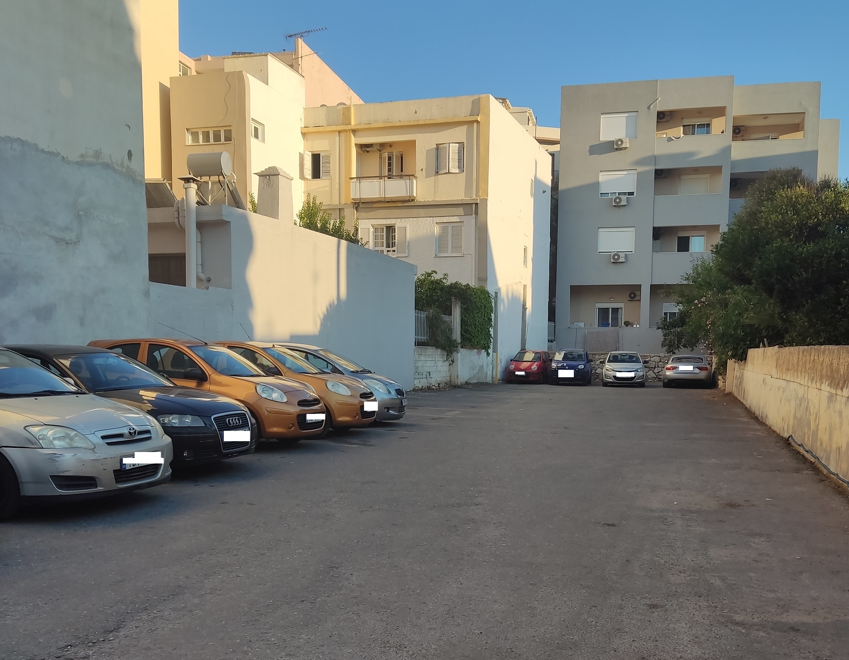 Safe Parking Rethymno 1